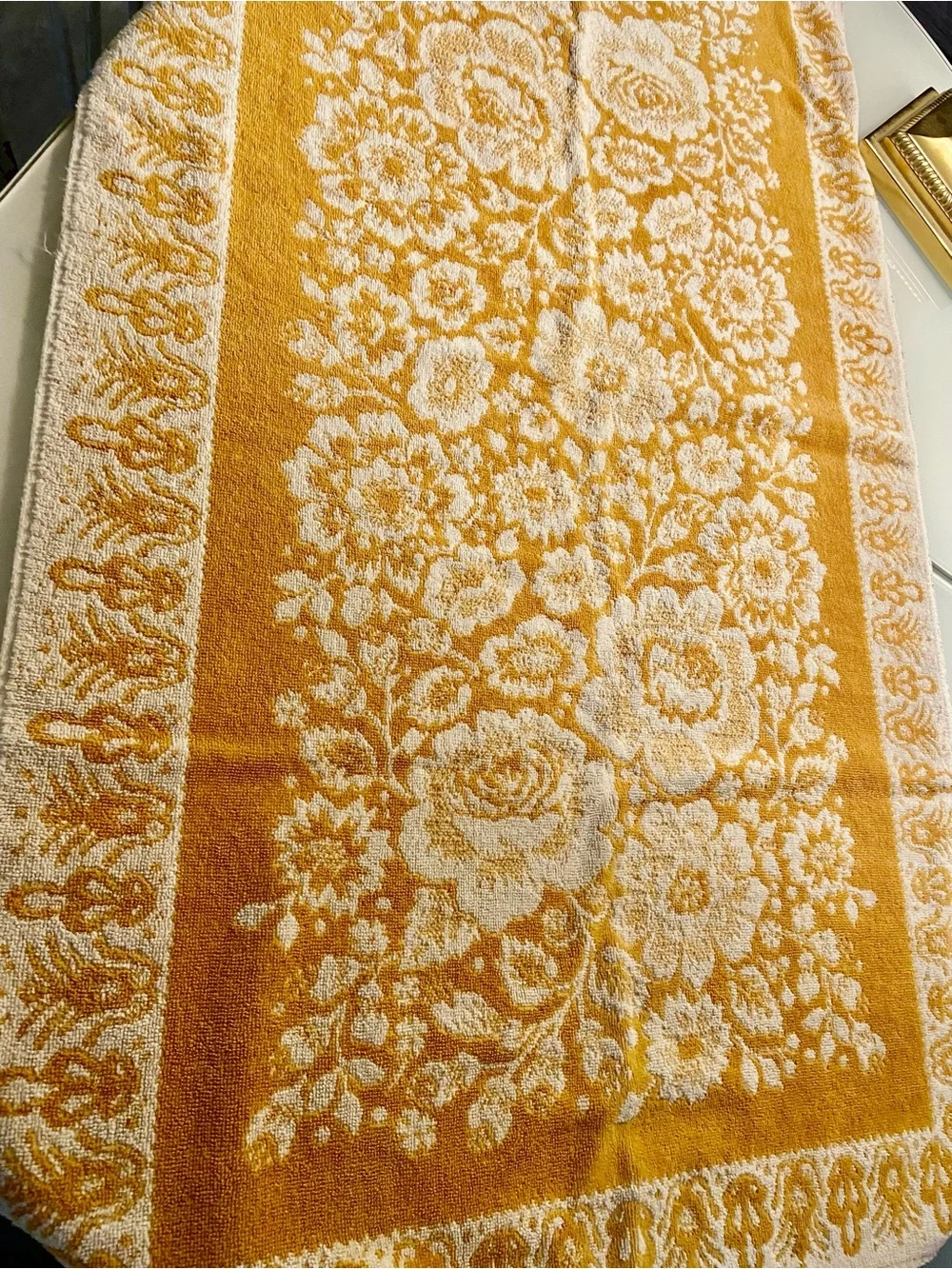 Vintage Flowered & Fringed Bath Towels
